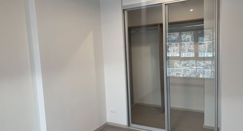 À vendre 2 chambres condo à Bang Phlat, Bangkok