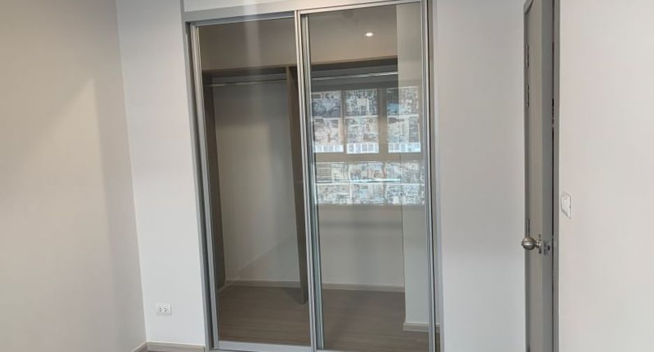 À vendre 2 chambres condo à Bang Phlat, Bangkok