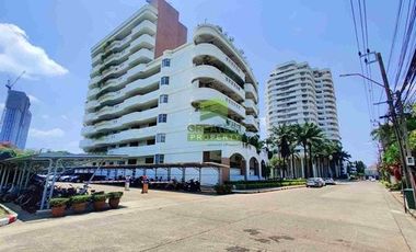 For sale 1 bed condo in Bang Kapi, Bangkok