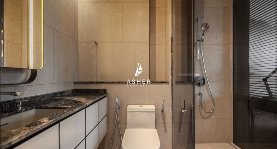 For rent 2 bed condo in Watthana, Bangkok
