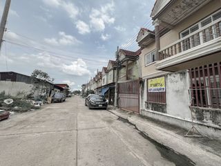 For sale 4 bed townhouse in Nong Chok, Bangkok