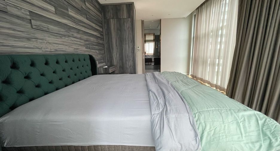 For rent and for sale 2 bedrooms condo in Pathum Wan, Bangkok