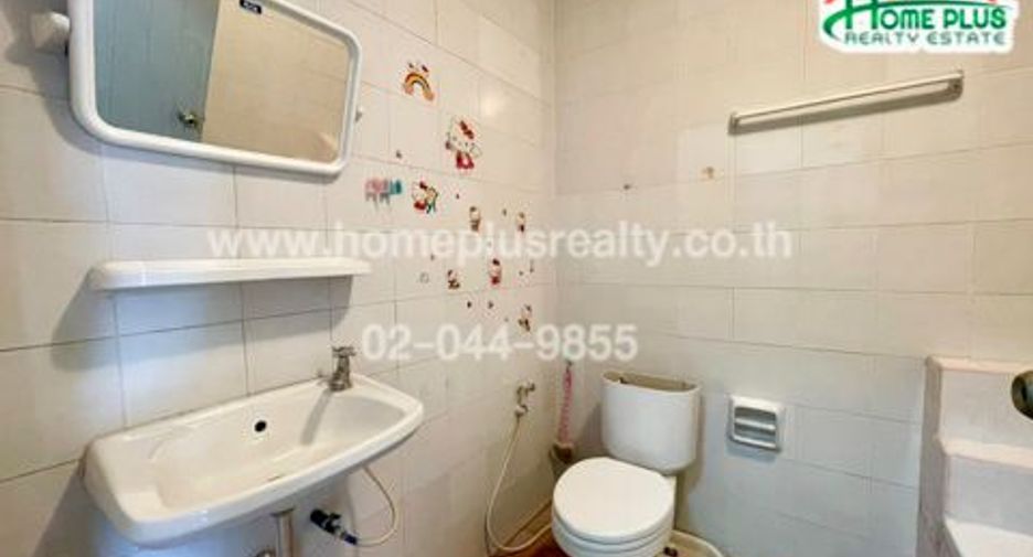 For sale 2 bedrooms townhouse in Bueng Kum, Bangkok
