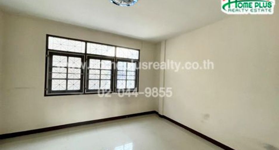 For sale 2 bedrooms townhouse in Bueng Kum, Bangkok
