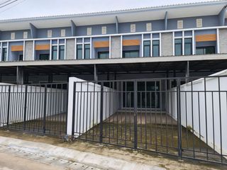 For sale 2 bed townhouse in Mae Sot, Tak
