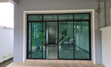 For sale 2 bedrooms townhouse in Mae Sot, Tak