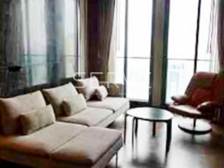 For rent 3 Beds condo in Pathum Wan, Bangkok
