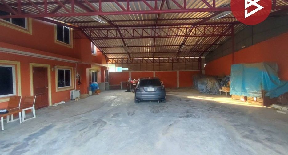 For sale 4 bed retail Space in Khao Saming, Trat