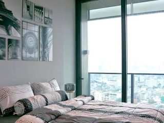 À louer 1 chambre condo à Khlong San, Bangkok