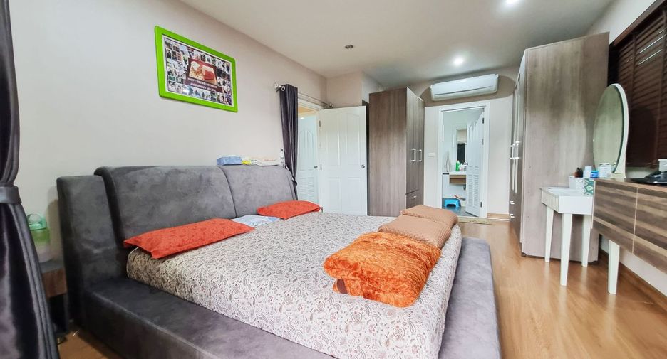 For sale 3 Beds house in Suan Luang, Bangkok