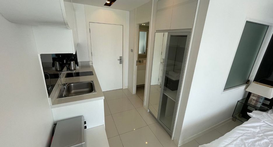 For rent studio condo in South Pattaya, Pattaya