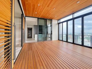 For sale 3 bedrooms condo in Watthana, Bangkok