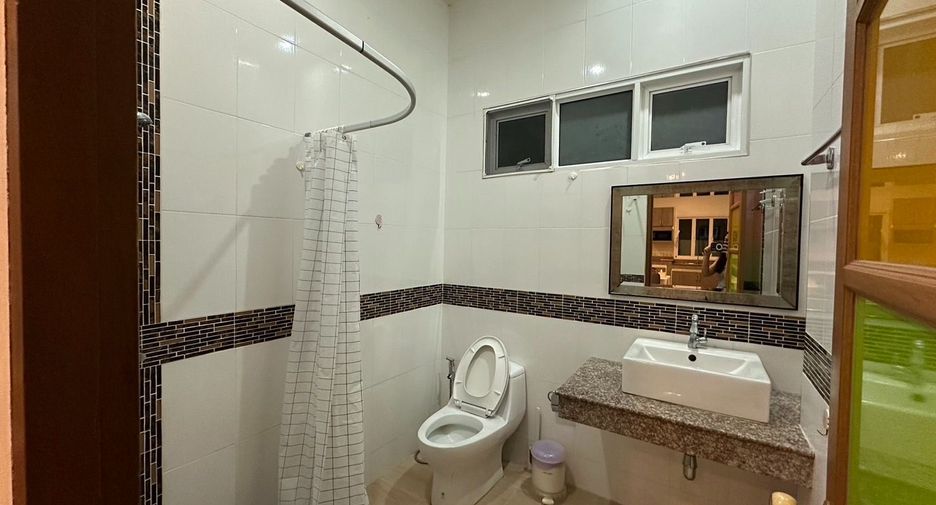 For rent 3 bedrooms house in Mueang Phuket, Phuket
