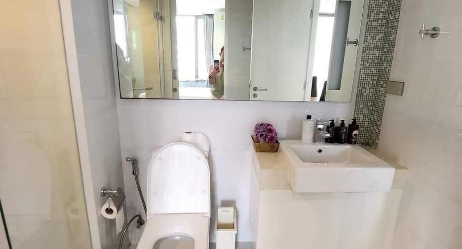 For rent 1 Beds condo in Sathon, Bangkok