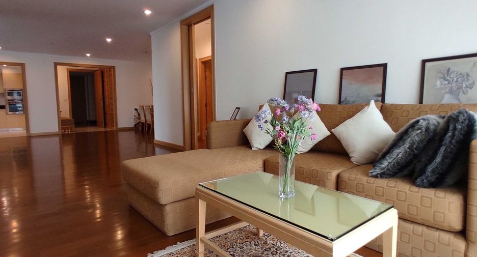 Wohnung zur Miete mit 3 Zimmer in Khlong Toei, Bangkok
