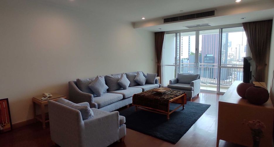 Wohnung zur Miete mit 3 Zimmer in Khlong Toei, Bangkok