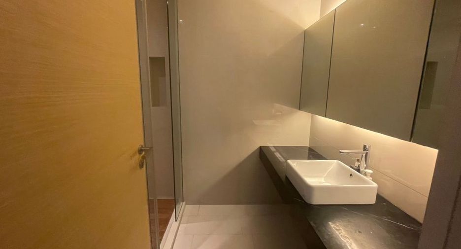 For rent and for sale 2 bedrooms condo in Sathon, Bangkok