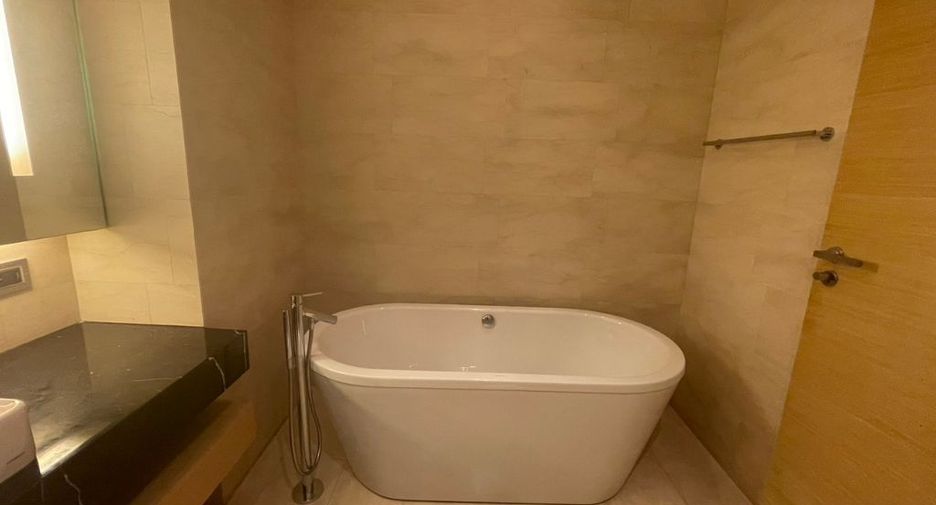 For rent and for sale 2 bedrooms condo in Sathon, Bangkok