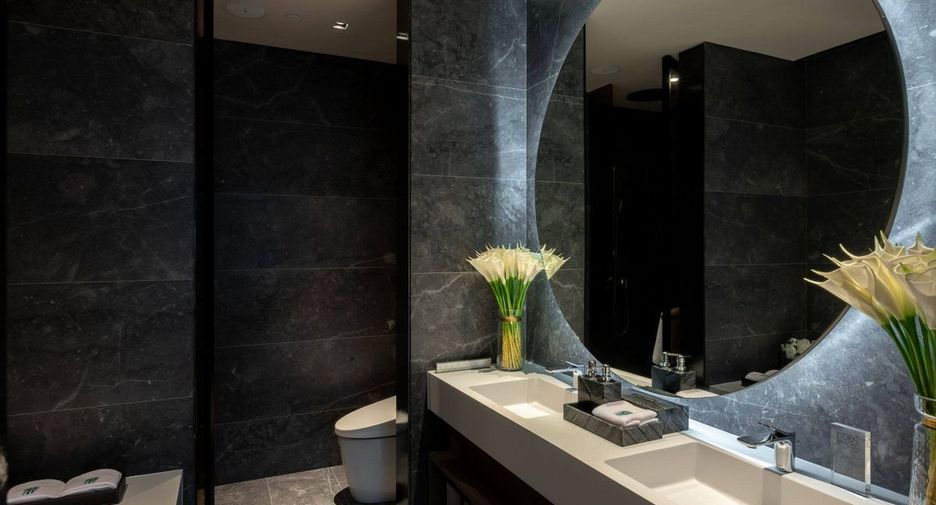 For sale 2 bed condo in Khlong San, Bangkok