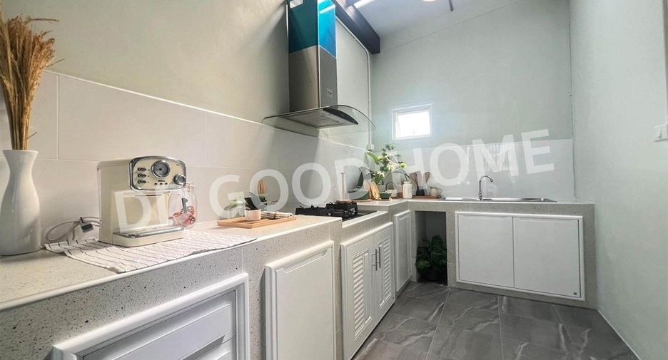 For sale 4 bedrooms house in Sai Noi, Nonthaburi