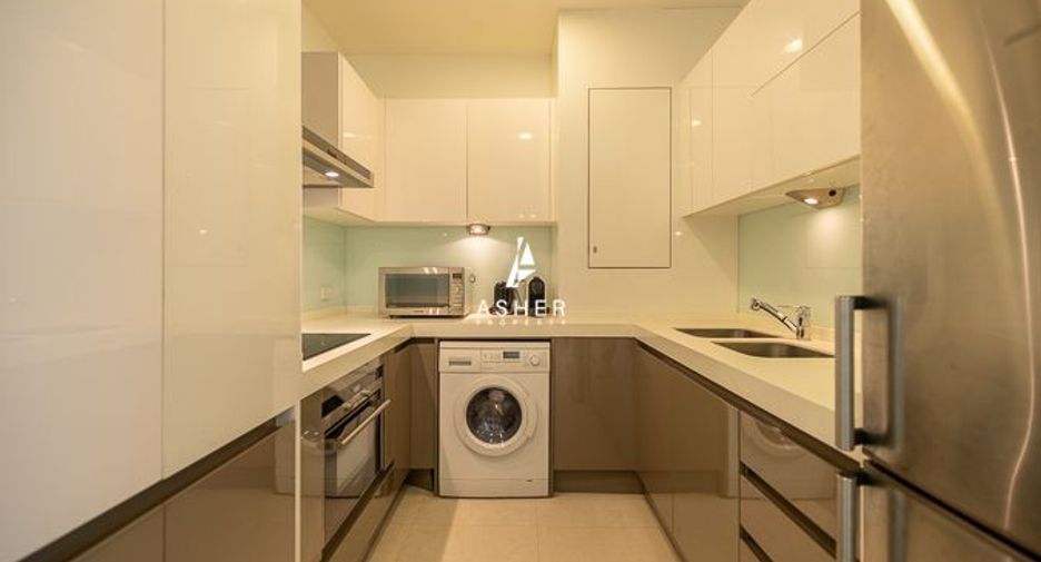 For rent 2 bedrooms condo in Pathum Wan, Bangkok