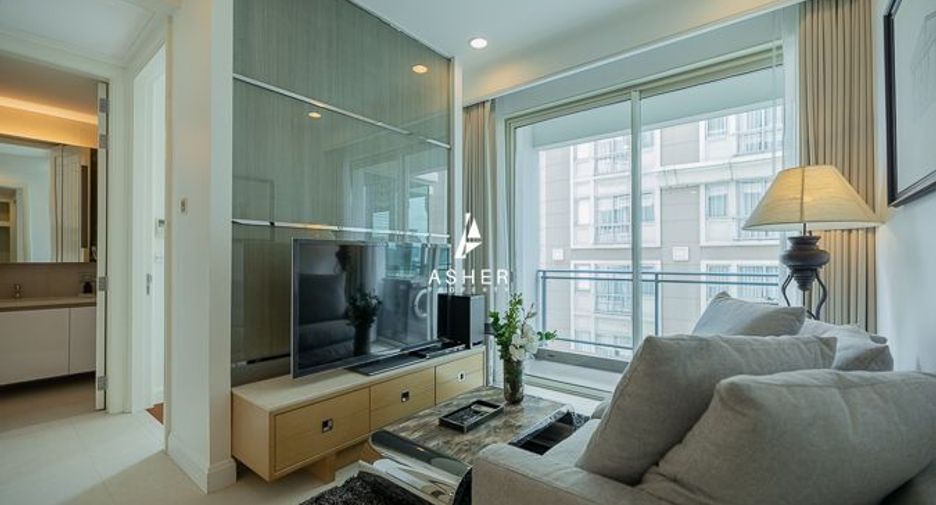 For rent 2 bedrooms condo in Pathum Wan, Bangkok