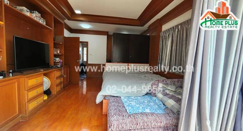 For sale 4 bedrooms house in Bang Bon, Bangkok