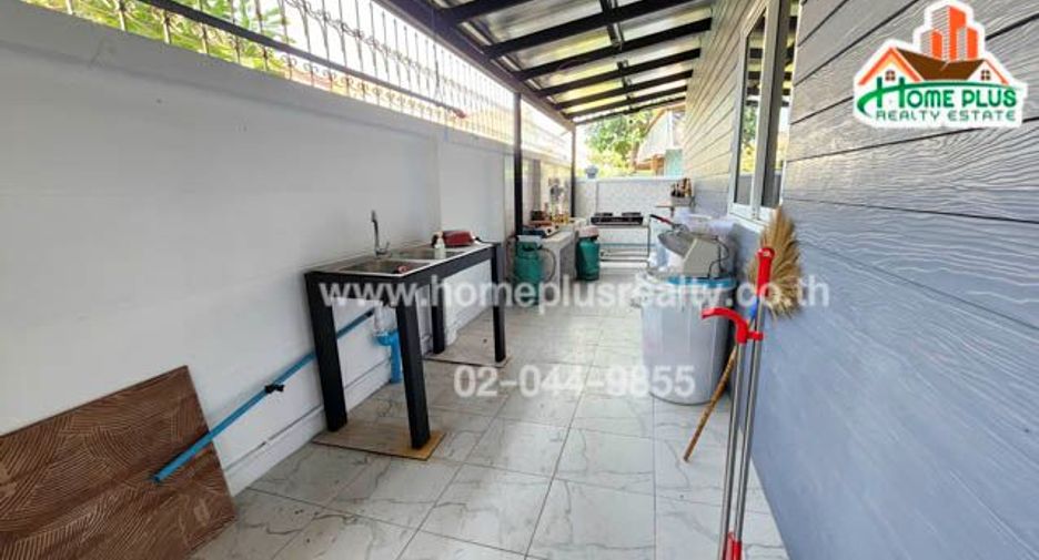 For sale 4 bedrooms house in Bang Bon, Bangkok