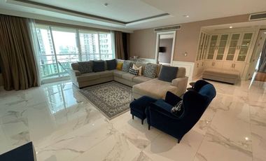 For rent 4 bedrooms condo in Khlong Toei, Bangkok