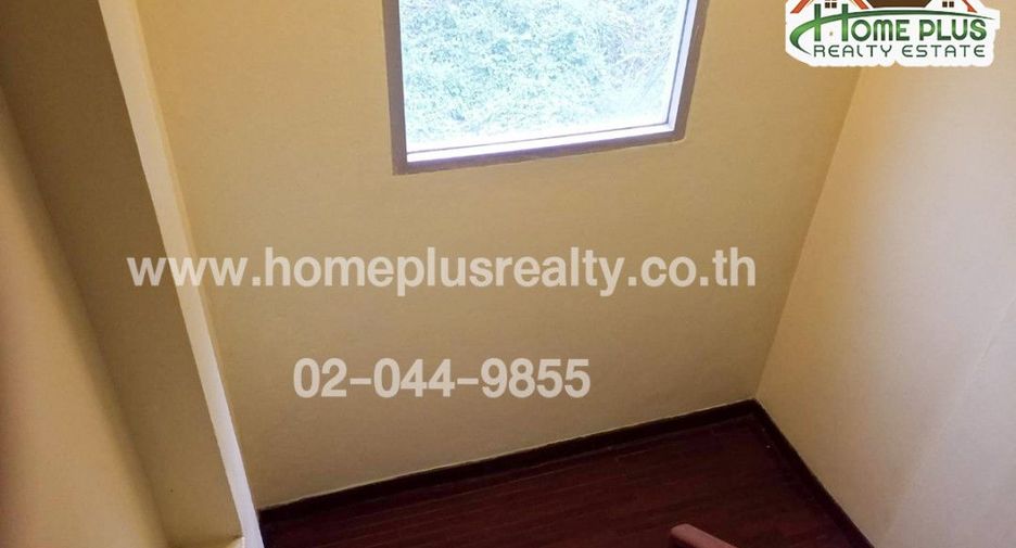 For rent そして for sale 3 Beds house in Khlong Sam Wa, Bangkok