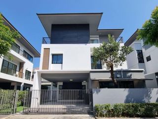 Haus zur Miete und zum Kauf mit 3 Zimmer in Prawet, Bangkok