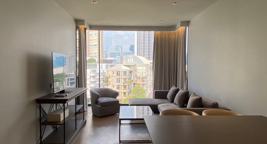 For rent 2 bed condo in Watthana, Bangkok