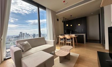 For rent 2 bedrooms condo in Pathum Wan, Bangkok