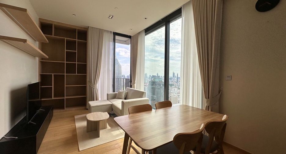 For rent 2 bedrooms condo in Pathum Wan, Bangkok