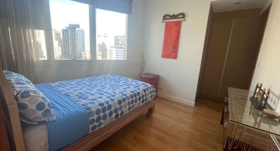 For rent and for sale 3 bedrooms condo in Khlong Toei, Bangkok