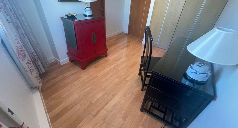 For rent and for sale 3 bedrooms condo in Khlong Toei, Bangkok