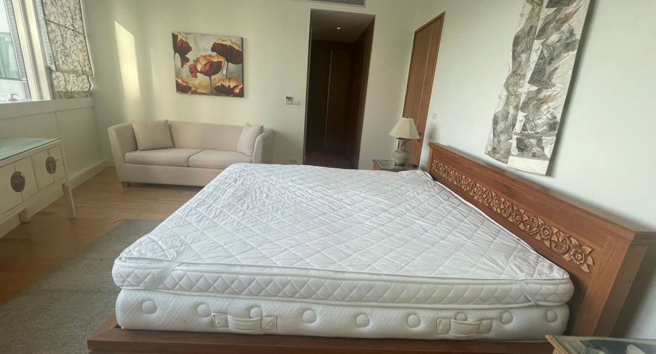 For rent and for sale 3 bedrooms condo in Khlong Toei, Bangkok