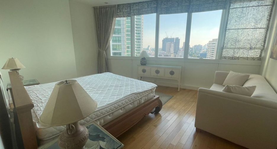 For rent and for sale 3 bedrooms condo in Khlong Toei, Bangkok