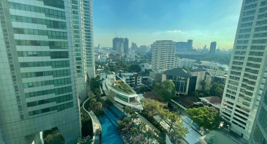 For rent and for sale 3 bedrooms condo in Khlong Toei, Bangkok