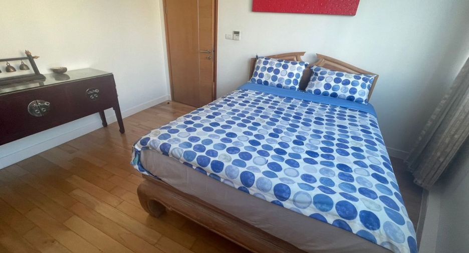 For rent and for sale 3 bedrooms condo in Khlong Toei, Bangkok