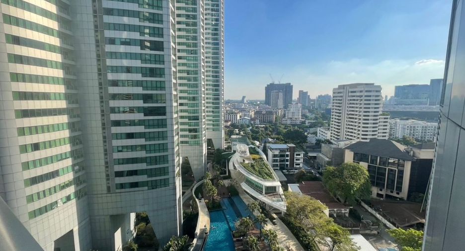 For rent and for sale 3 bedrooms condo in Khlong Toei, Bangkok