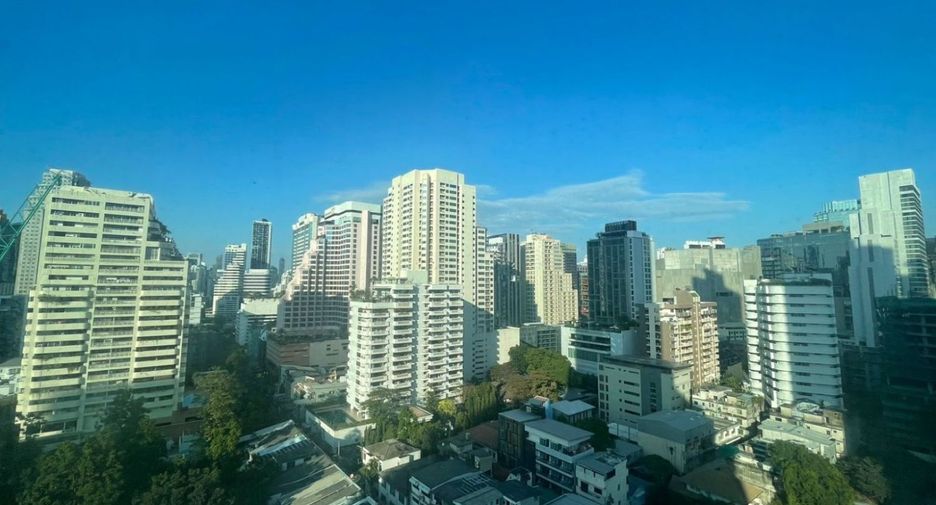 For rent and for sale 3 bedrooms condo in Khlong Toei, Bangkok