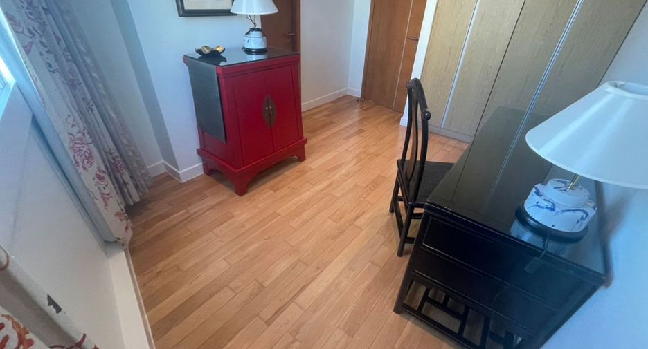 For rent and for sale 3 bedrooms condo in Khlong Toei, Bangkok