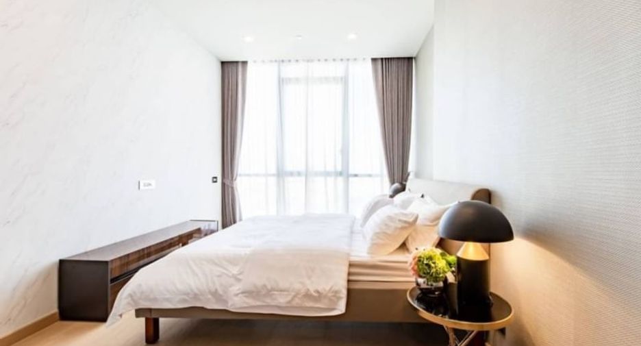 For rent 2 bedrooms condo in Watthana, Bangkok