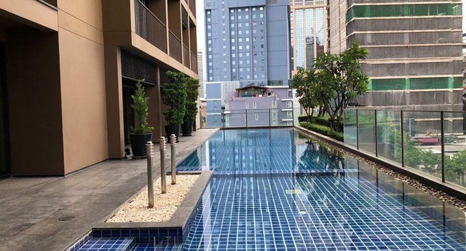 À louer et à vendre 2 chambres condo à Khlong Toei, Bangkok