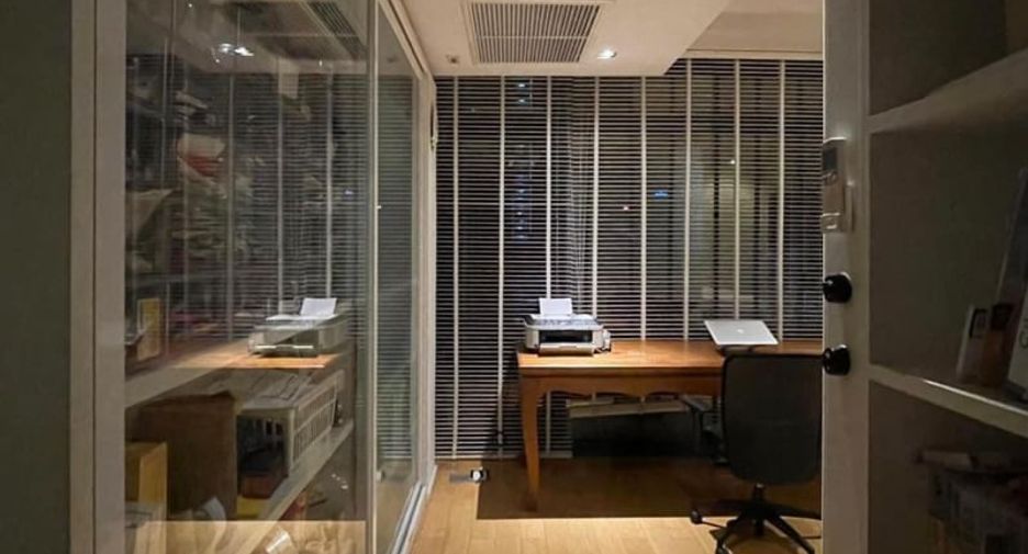 For sale 2 ベッドルーム condo in Watthana, Bangkok