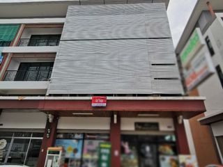 For sale 3 bed retail Space in Thanyaburi, Pathum Thani