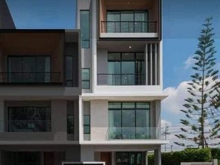 Reihenhaus zur Miete mit 3 Zimmer in Saphan Sung, Bangkok