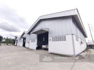 出租 仓库 在 Si Racha, Chon Buri