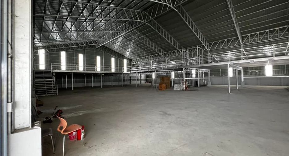 For sale 4 bed warehouse in Lat Bua Luang, Phra Nakhon Si Ayutthaya
